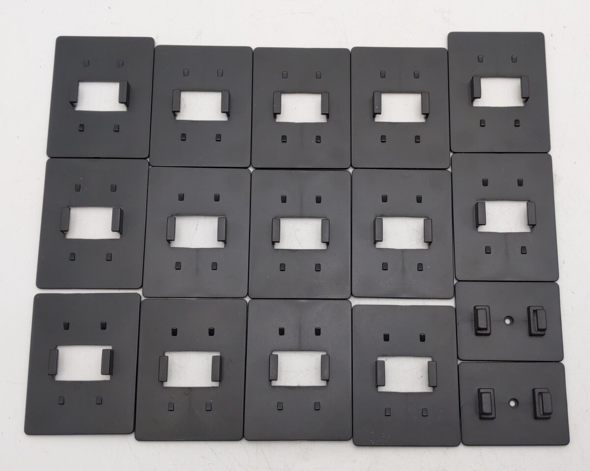 Bachmann 44871 N E-Z Track Graduated Pier (Set of 16) EX/Box