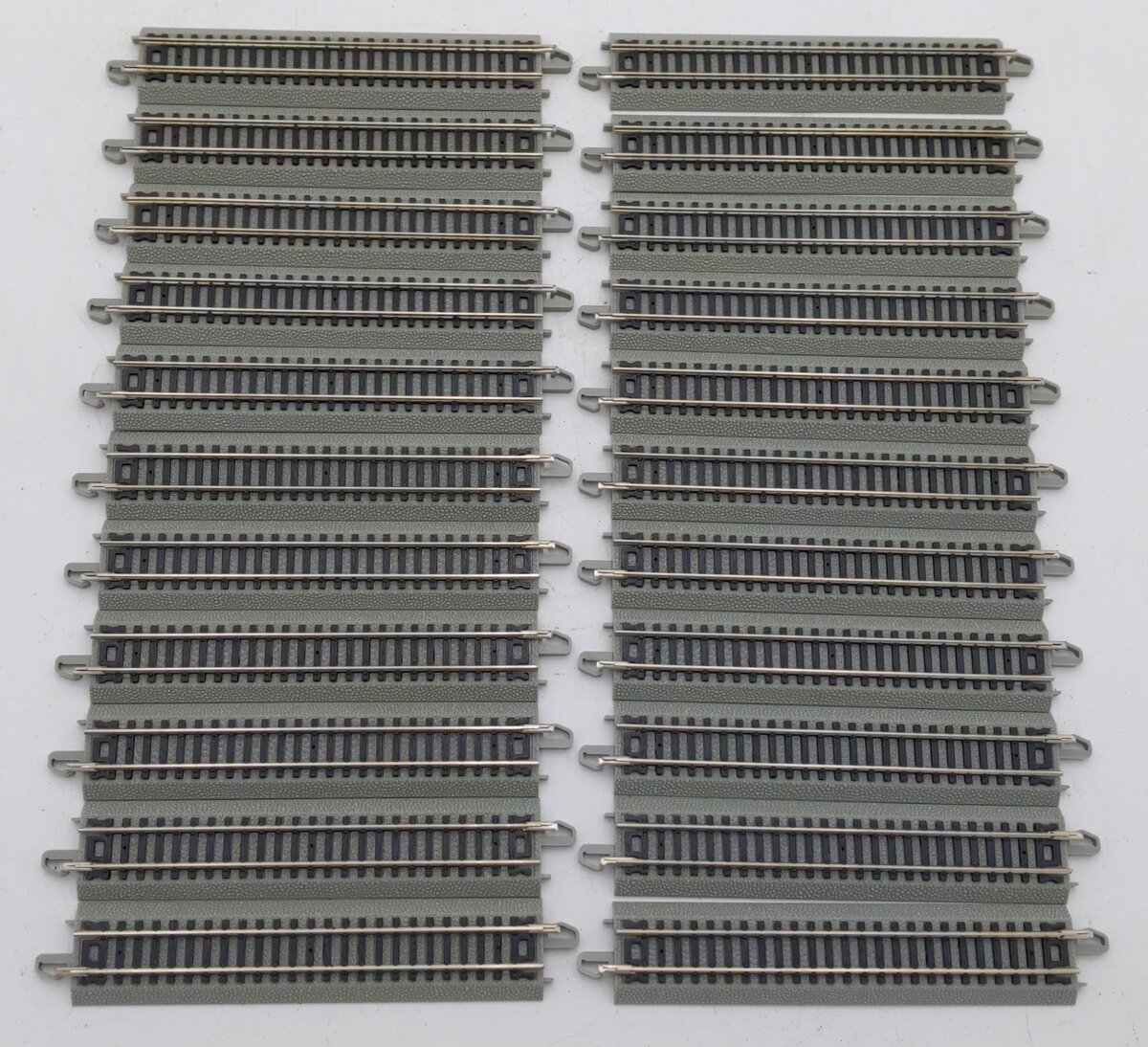 Bachmann 44811 N Nickel Silver 5" Straight E-Z Track Sections [22] EX