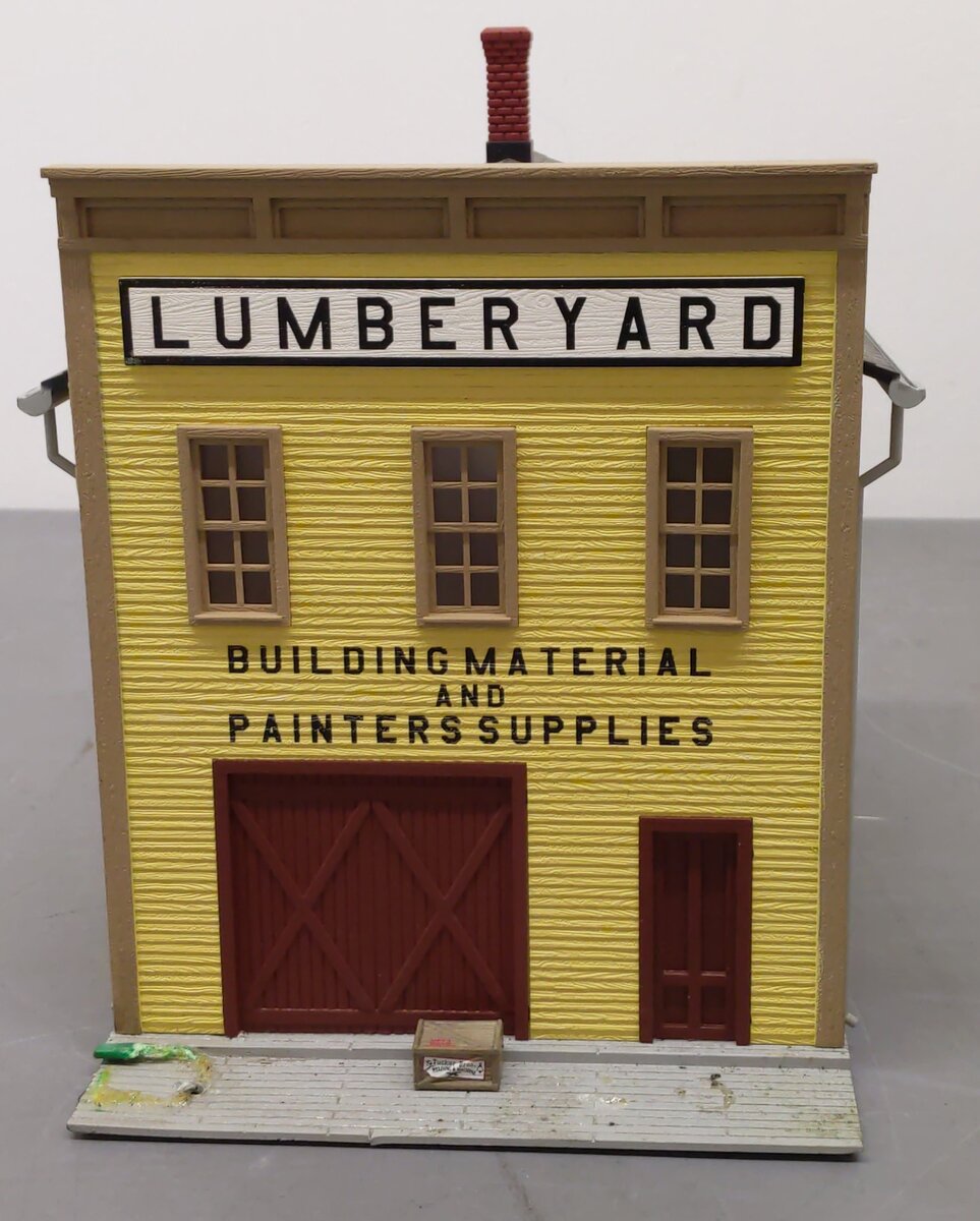 MTH 30-90346 O 2-Story Store Livery Building Lumber Yard VG/Box