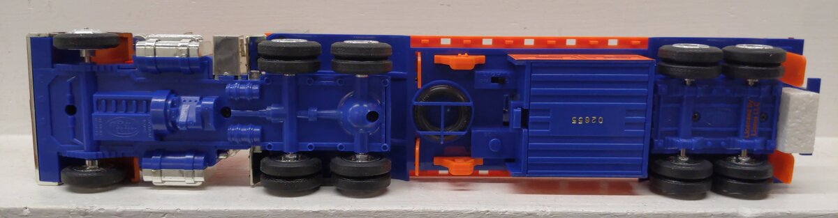 Lionel TMT-18418 O Flatbed Toy Truck & Operating Helicopter Car/Box
