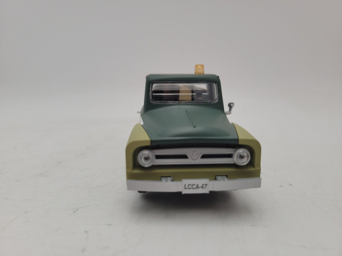 Lionel 6-58269 O Scale LLCA 2017 Registration Gift 1955 Motorized Pick-Up LN/Box