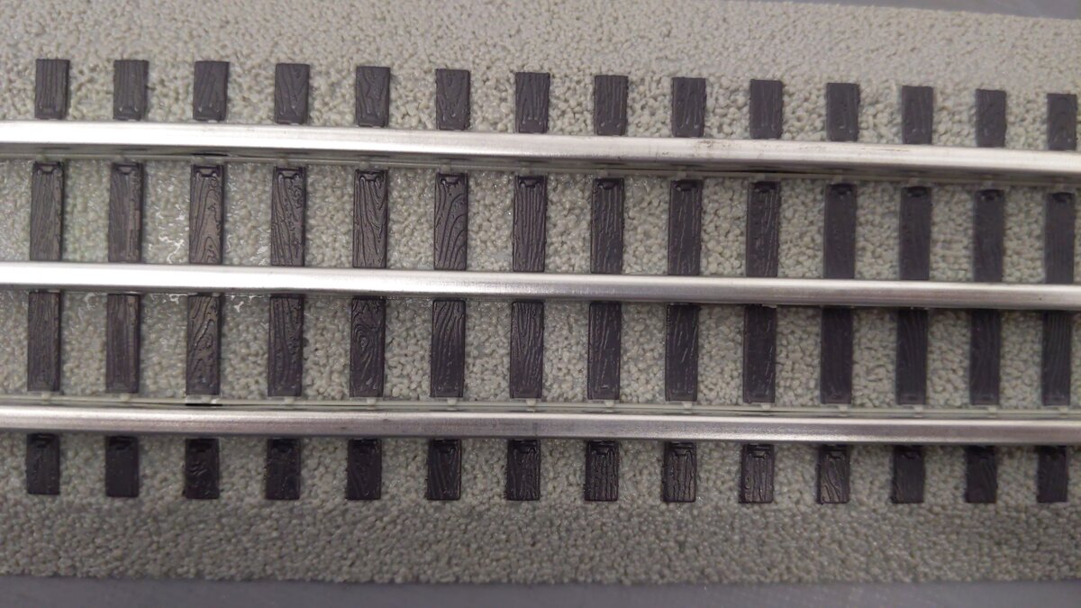 Lionel 6-12032 O Scale Straight FasTrack (Pack of 4) EX/Box