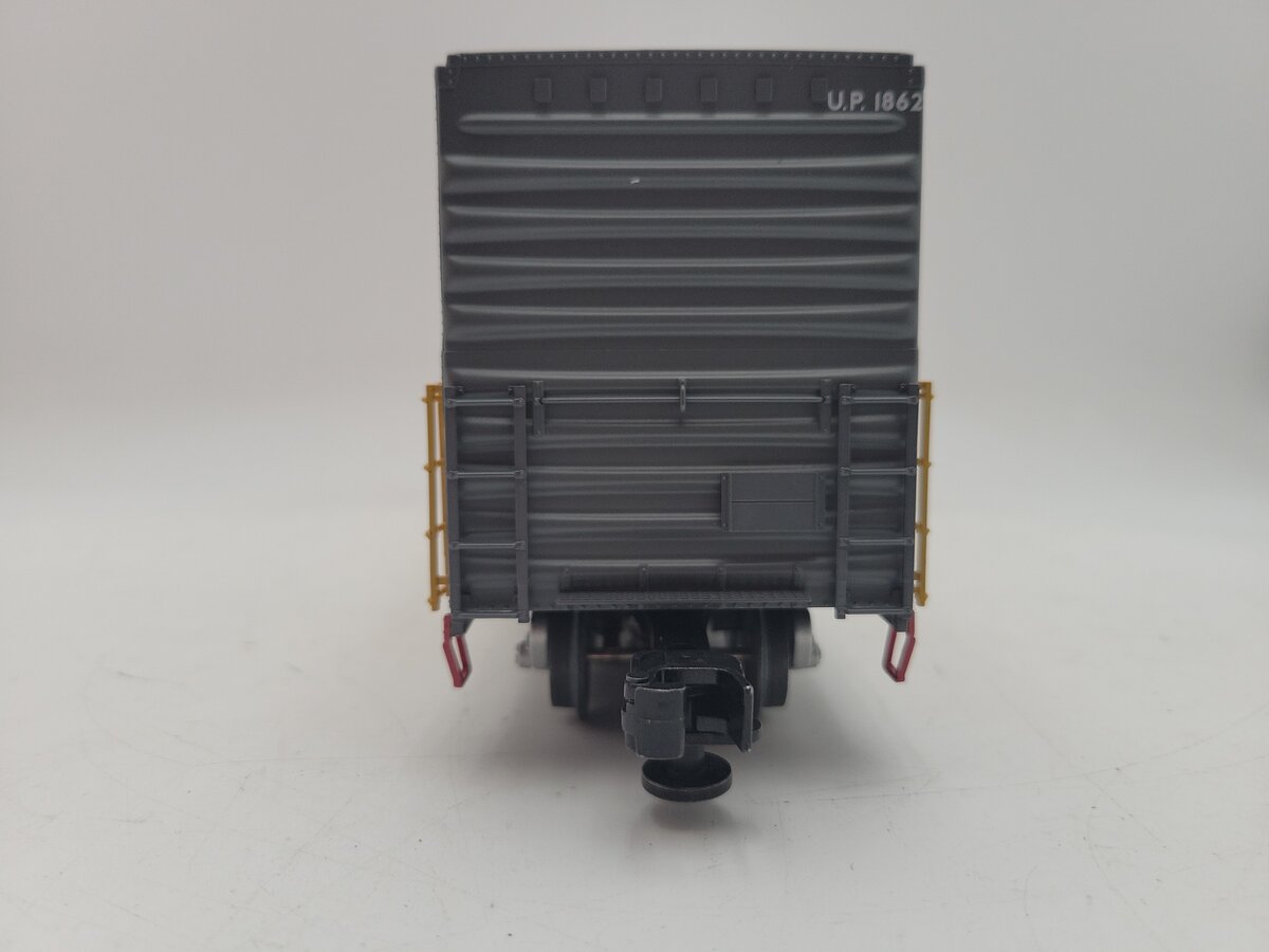 Lionel 6-85401 O Union Pacific Yellow / Gray LED Flag Boxcar #1862 LN/Box