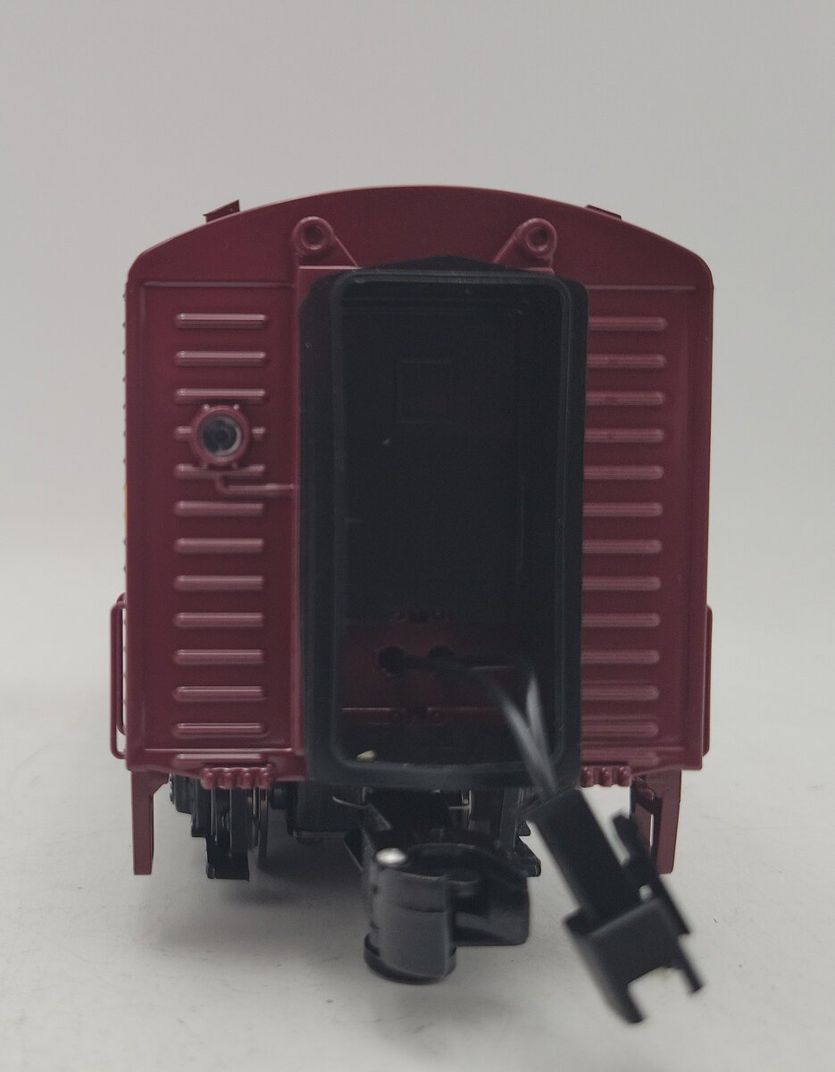 RMT 92715 O Pennsylvania  BEEF F-3 B-Unit Powered Diesel Locomotive EX/Box