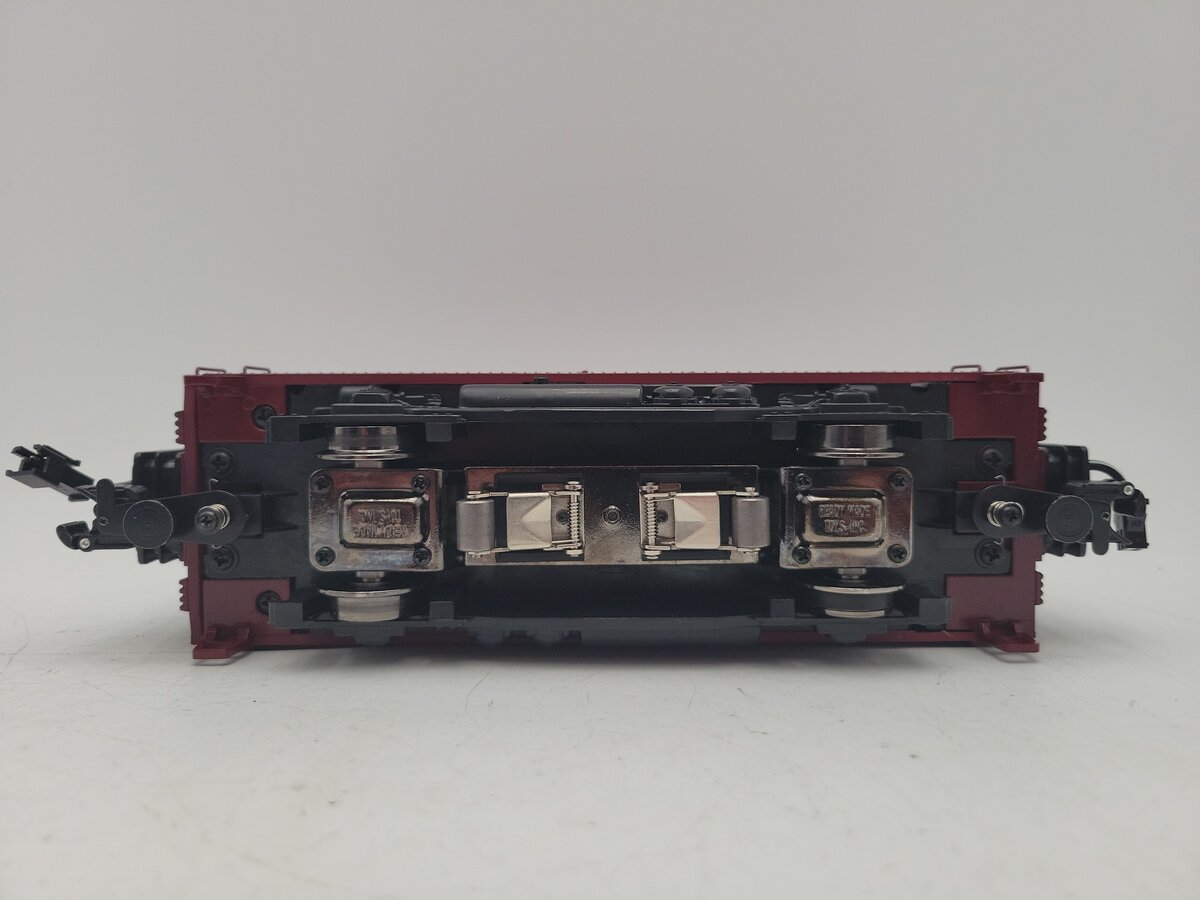RMT 92715 O Pennsylvania  BEEF F-3 B-Unit Powered Diesel Locomotive EX/Box