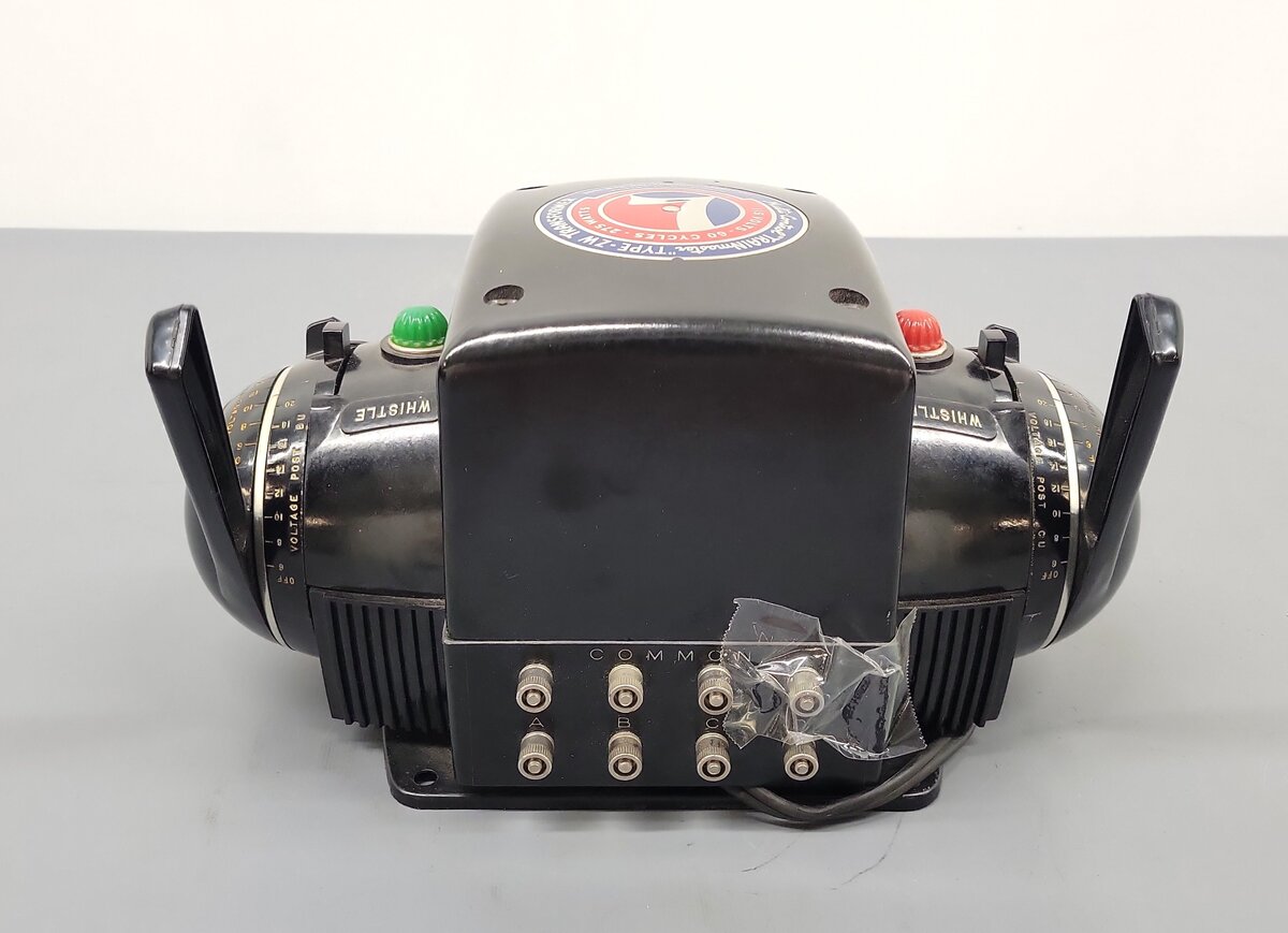 Lionel O Gauge Vintage ZW 275 Watt Train Transformer with Whistle (R Model) VG