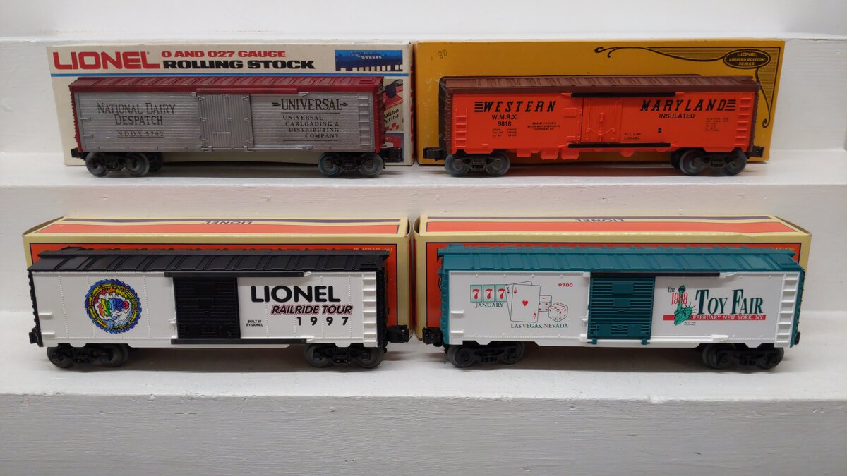 Lionel O Gauge Assorted Freight Cars: 6-29225, 6-19956, 6-5702, 6-9818 [4] EX/Box