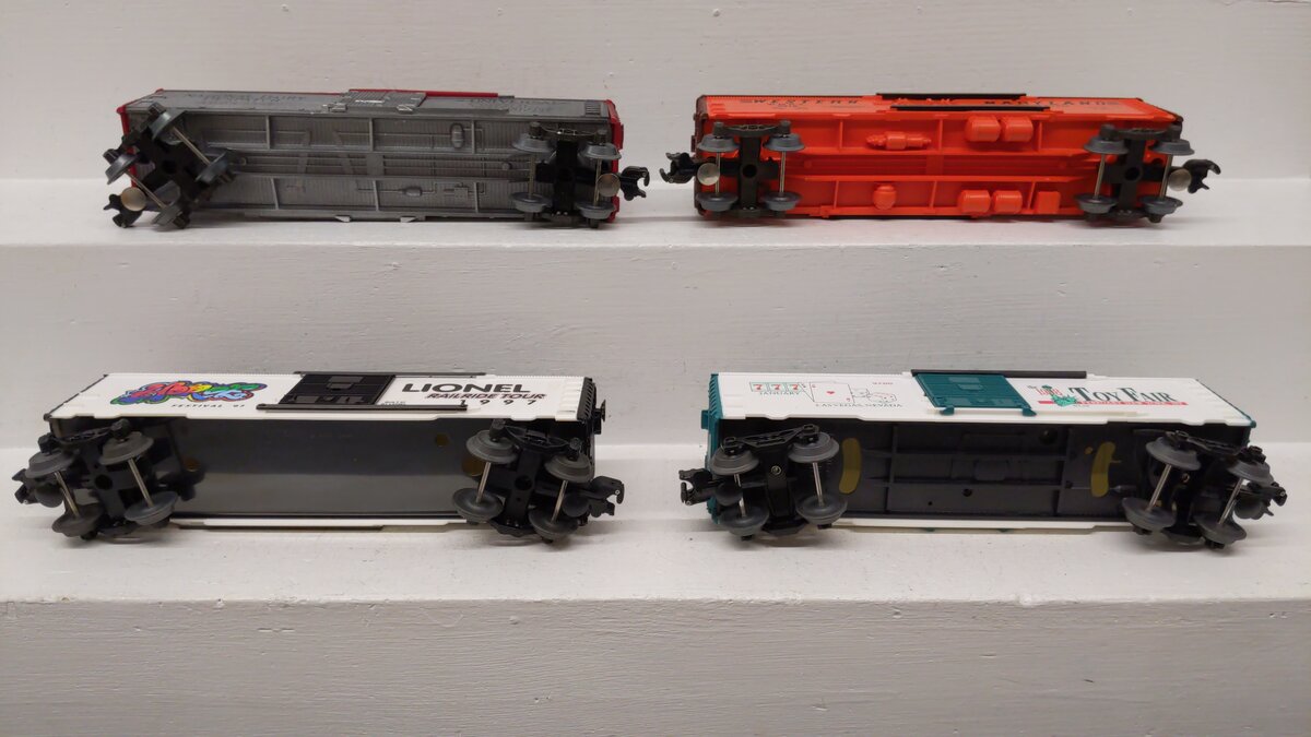 Lionel O Gauge Assorted Freight Cars: 6-29225, 6-19956, 6-5702, 6-9818 [4] EX/Box