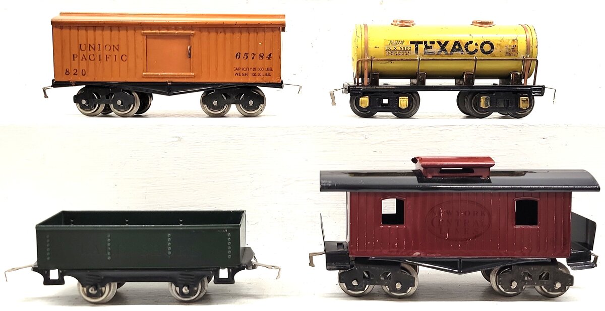 Lionel & American Flyer Vtg. O Assorted Freight Cars: 820, 822, 5802, 901 [4]