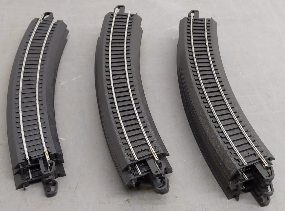 Bachmann 44401 HO 18" Radius Curved E-Z Track Section [13] EX