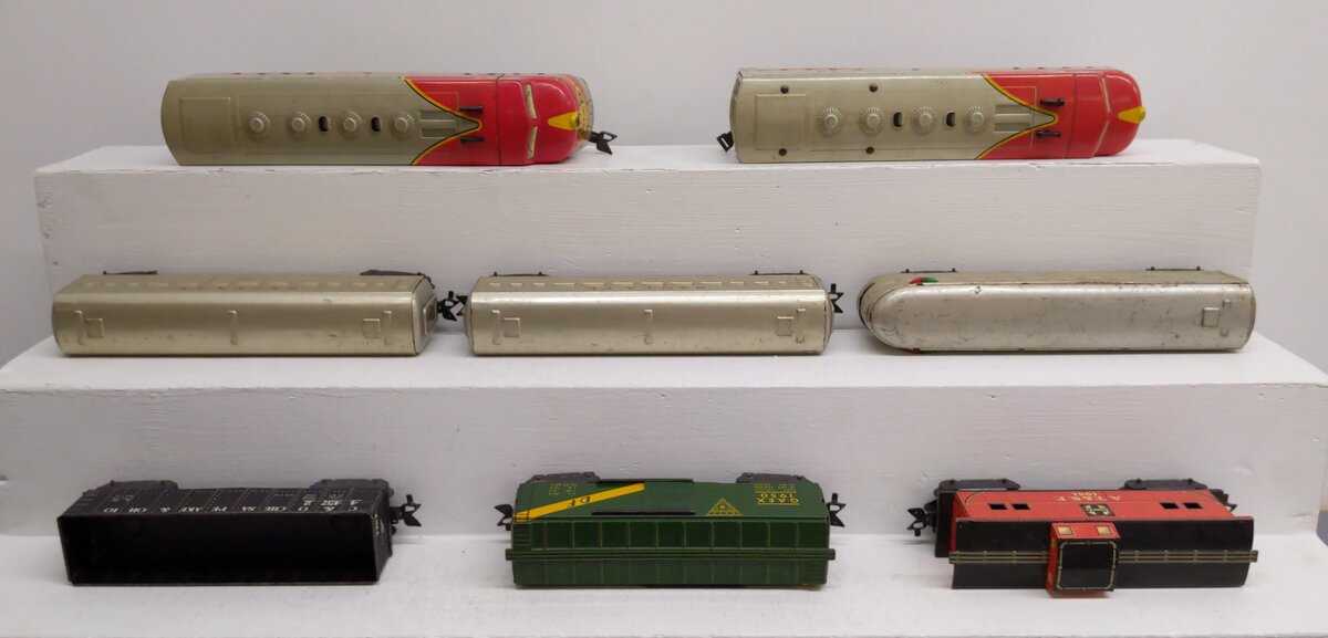 Marx 05944 Vintage O 8 Unit Twin Diesel Santa Fe & Passenger Cars Set VG/Box