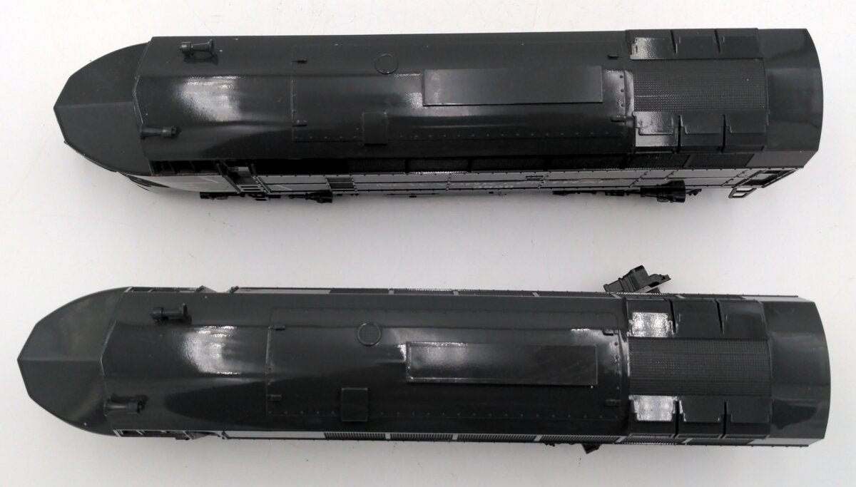 Williams 205 O New York Central Sharknose AA Diesel Locomotive Set #3807/3820 EX/Box