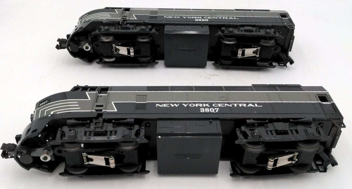 Williams 205 O New York Central Sharknose AA Diesel Locomotive Set #3807/3820 EX/Box
