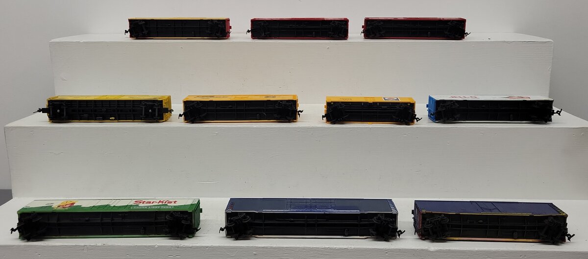 Tyco, Life-Like, & Other HO Scale Assorted Custom Boxcars: #25007, #10000 [10]