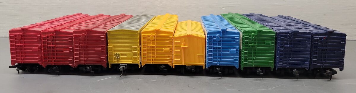 Tyco, Life-Like, & Other HO Scale Assorted Custom Boxcars: #25007, #10000 [10]