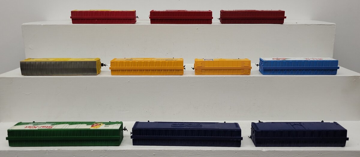 Tyco, Life-Like, & Other HO Scale Assorted Custom Boxcars: #25007, #10000 [10]