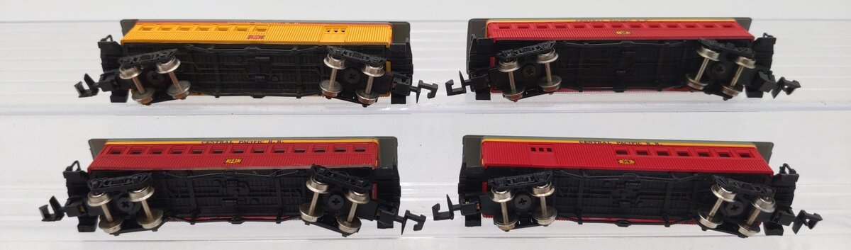 Bachmann N Scale Assorted Passenger Cars [4] EX/Box
