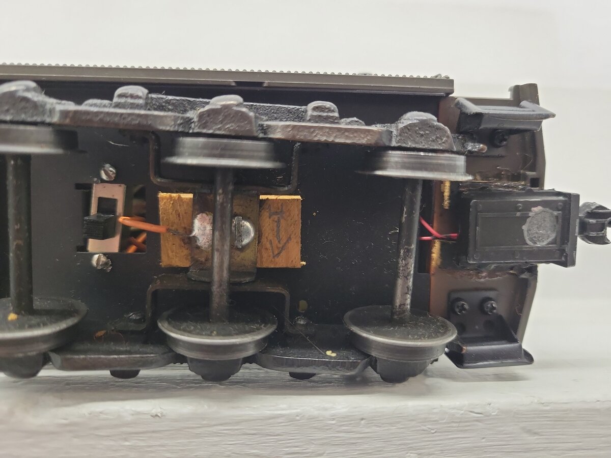 K-Line K1510 Custom O Scale Santa Fe Observation Car- 2 Rail