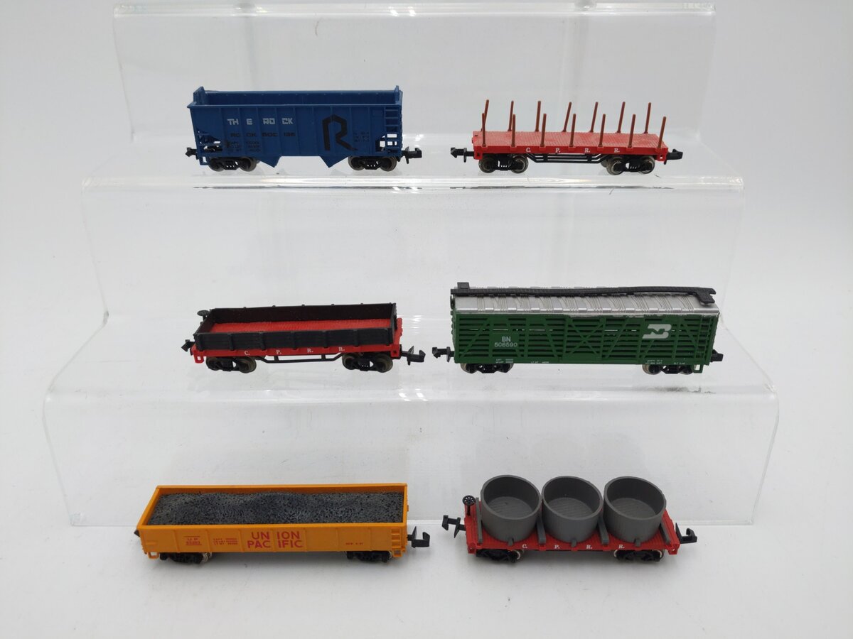 Bachmann N Scale Assorted Freight Cars [6] EX