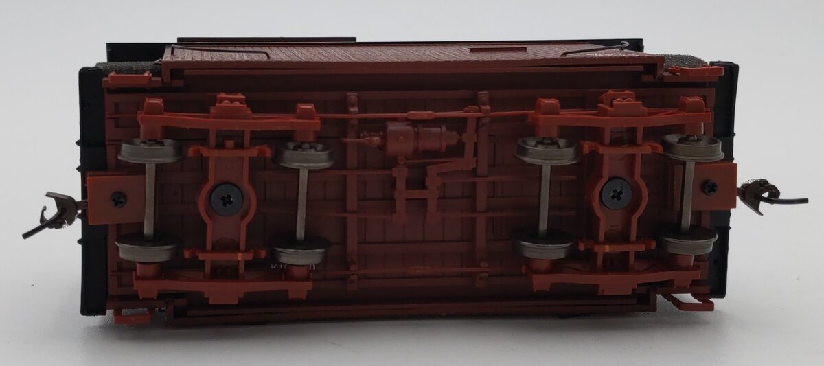 Bachmann 26566 On30 Data Only Oxide Red 18' Off-Set Cupola Caboose LN/Box