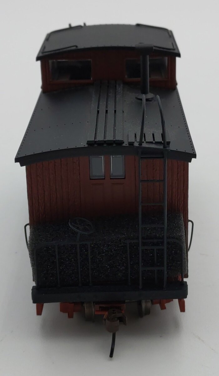 Bachmann 26566 On30 Data Only Oxide Red 18' Off-Set Cupola Caboose LN/Box