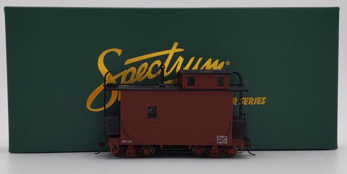 Bachmann 26566 On30 Data Only Oxide Red 18' Off-Set Cupola Caboose LN/Box