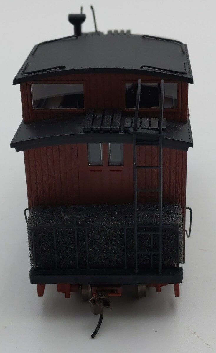 Bachmann 26566 On30 Data Only Oxide Red 18' Off-Set Cupola Caboose LN/Box