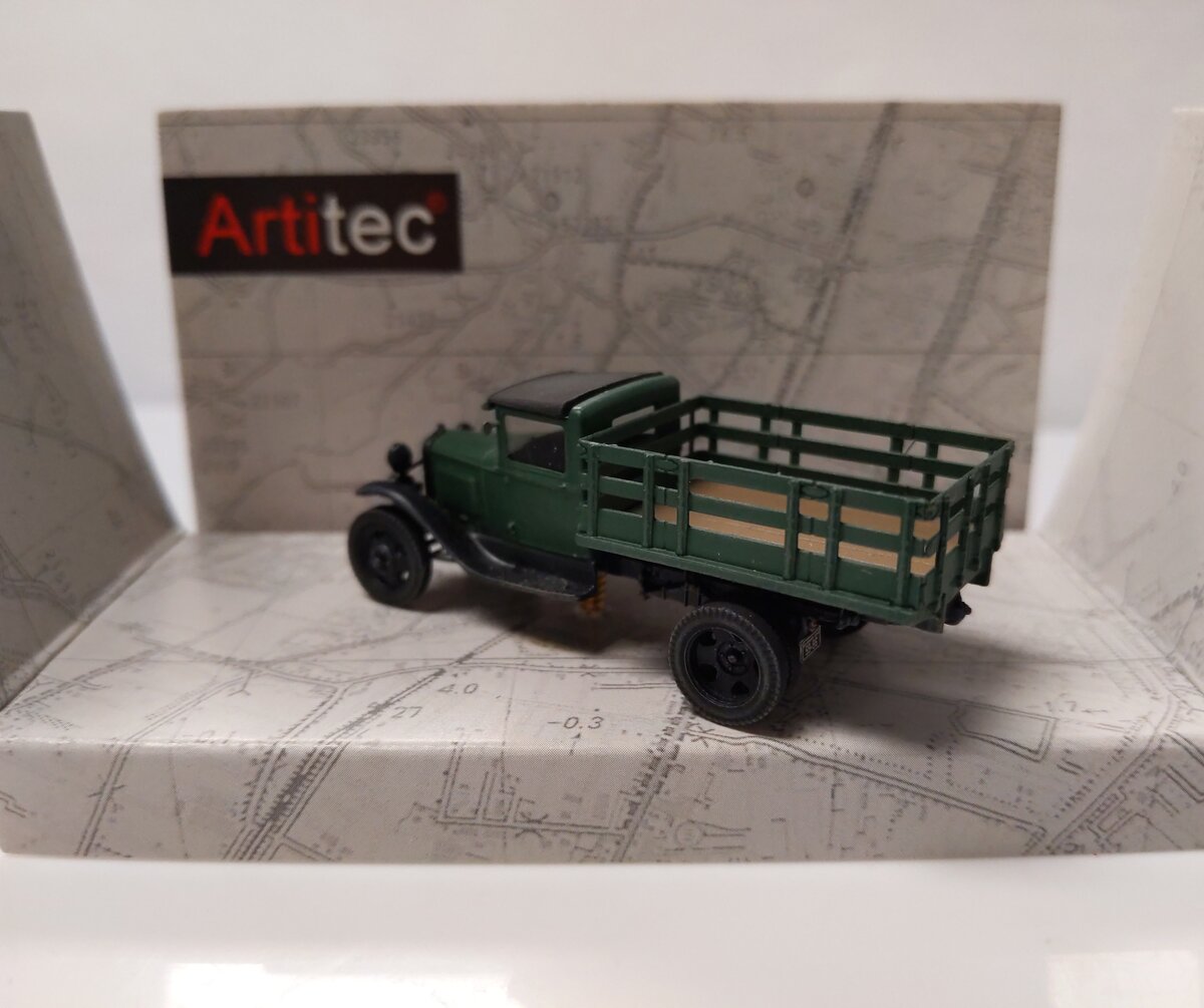 Artitec Models 387.498 1:87 Scale Ford Model AA Stakebed LN/Box