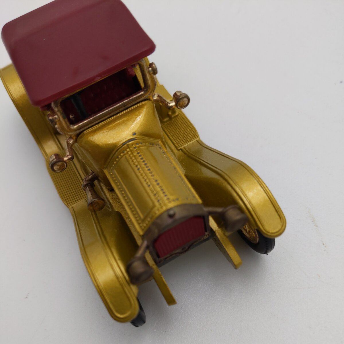 Matchbox Y-6 1:48 Models of Yesteryear Gold 1913 Cadillac Metal & Plastic Parts EX/Box