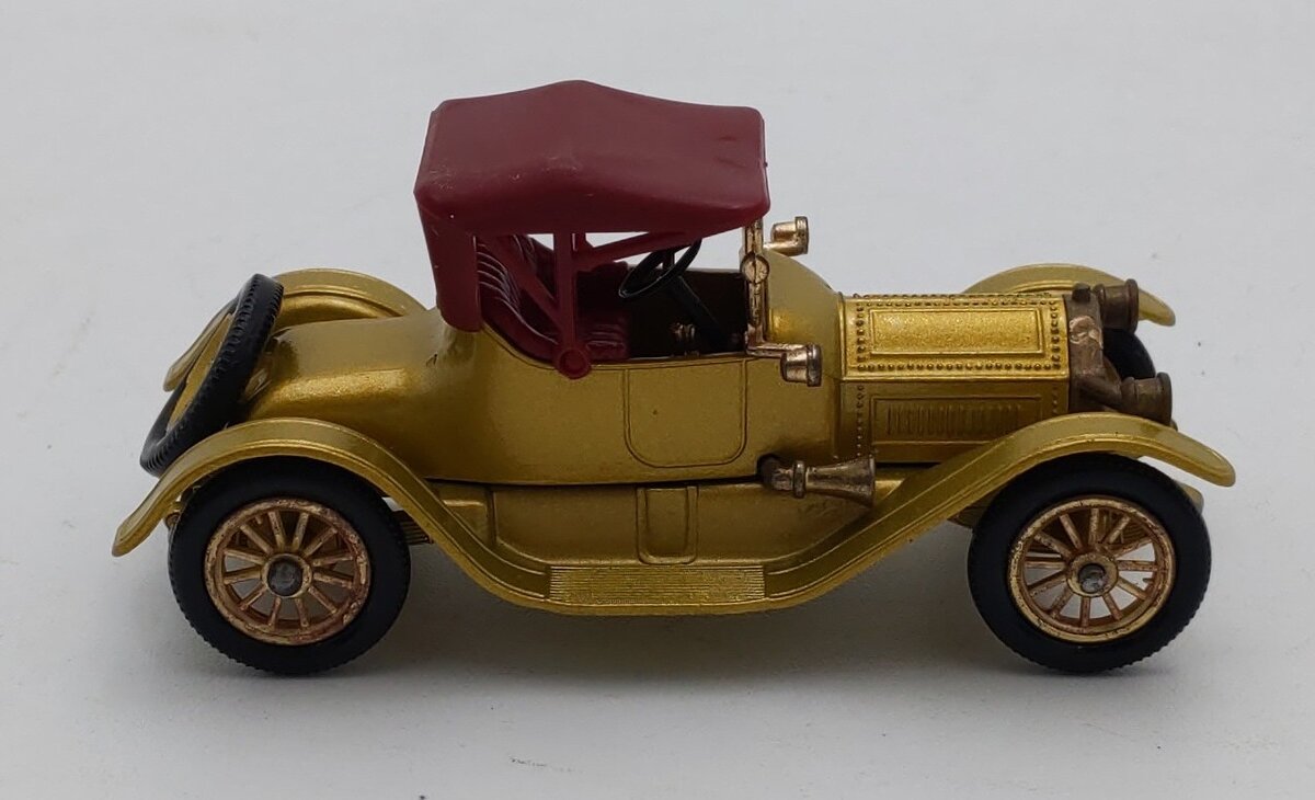 Matchbox Y-6 1:48 Models of Yesteryear Gold 1913 Cadillac Metal & Plastic Parts EX/Box