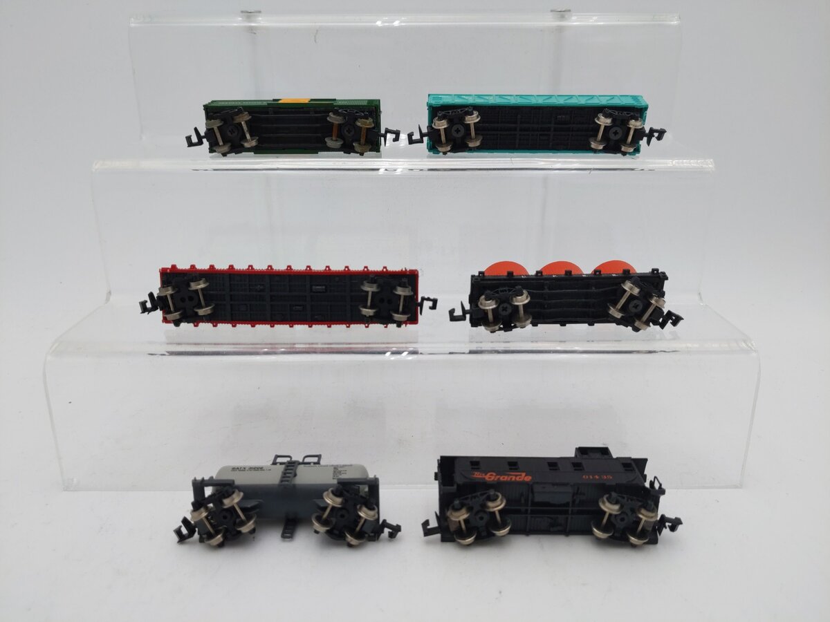 Bachmann and Others N Scale Assorted Freight Cars #224, #43227, #31206 [6] EX