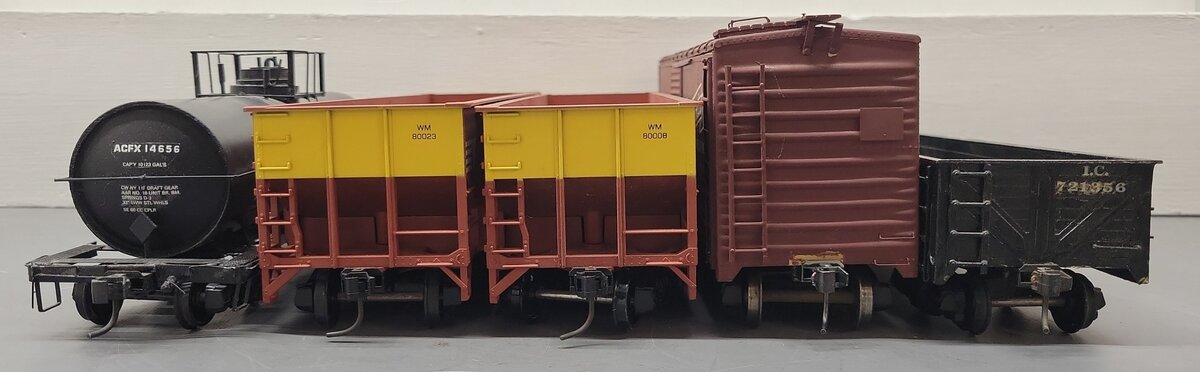 O Scale CUSTOM Assorted Freight Cars: #80008, #80023, #8746 [5] (2-Rail)