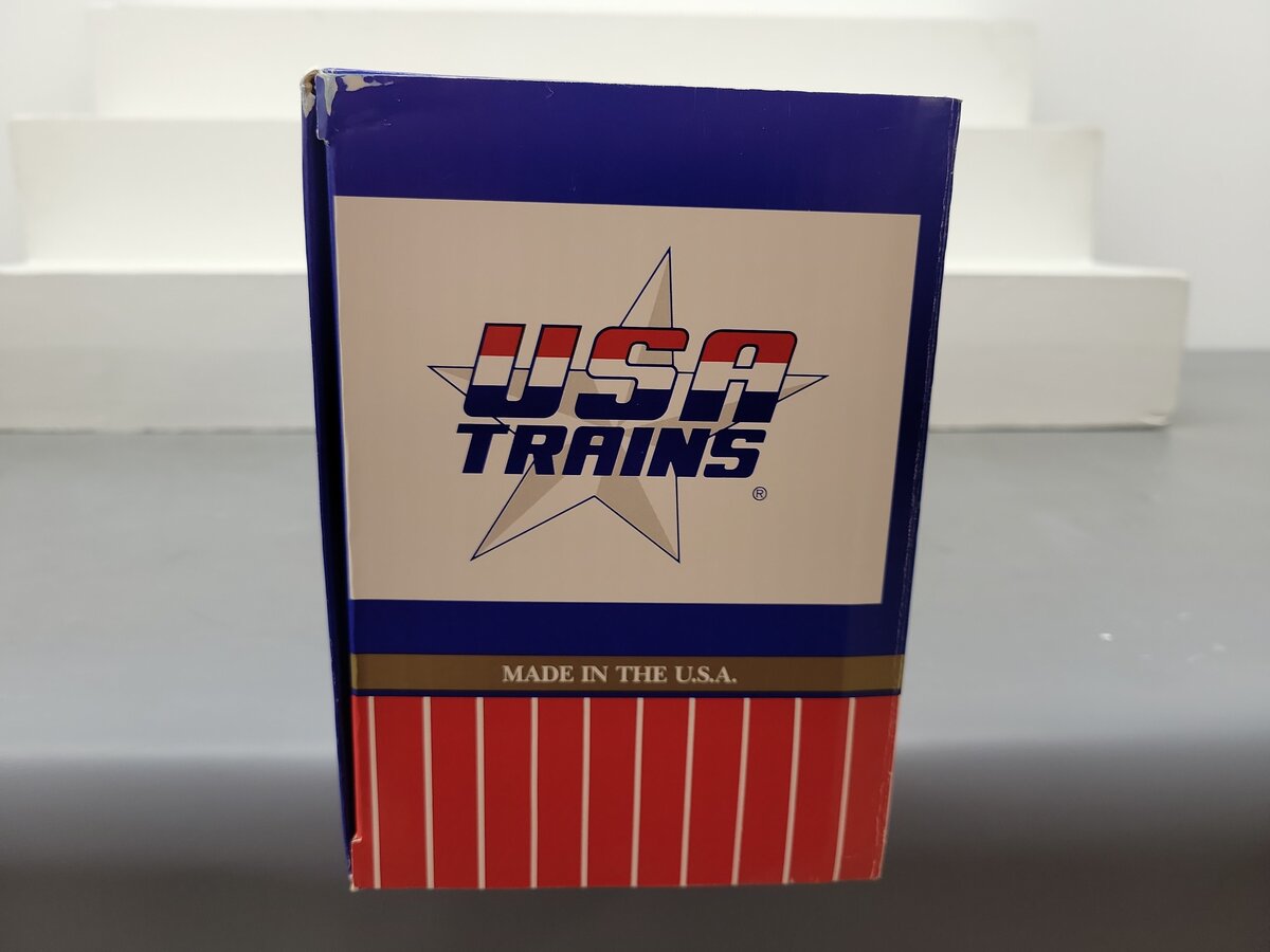 USA Trains R16204E Alaska Reefer Car VG/Box