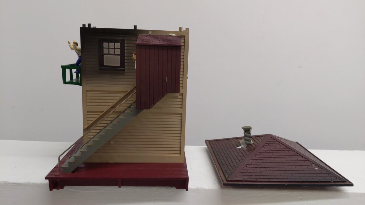 Lionel 6-12768 O Gauge Burning Switch Tower Assembled VG/Box