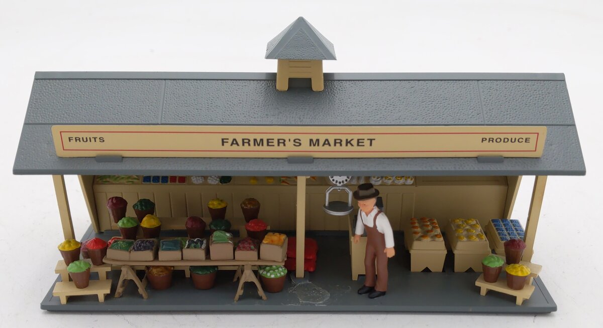 Bachmann 45621 O Scale Plasticville Roadside Stand EX