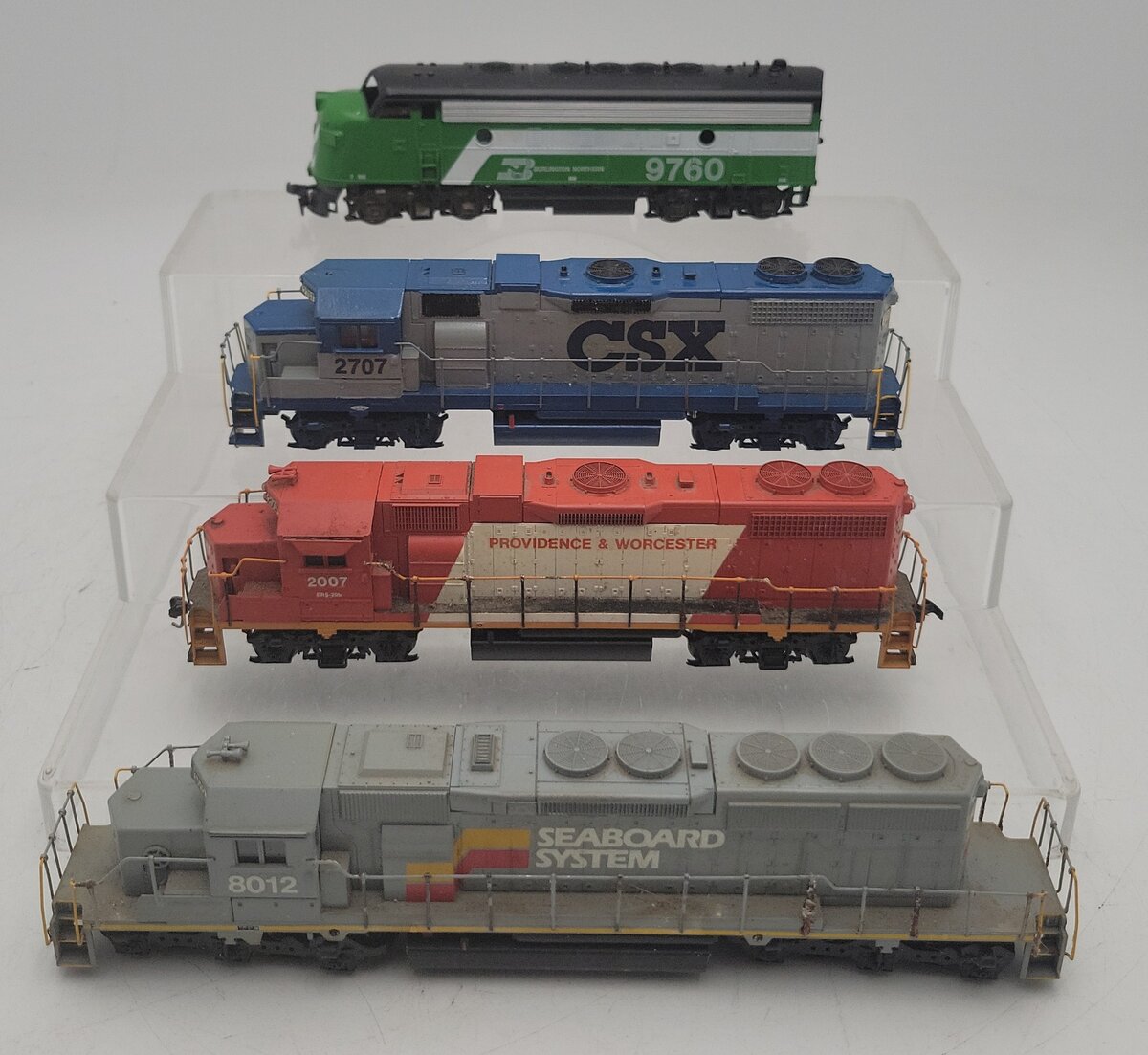 HO Scale Assorted Diesel Locomotives: #2007, #8012, #9760, #2707 [4]