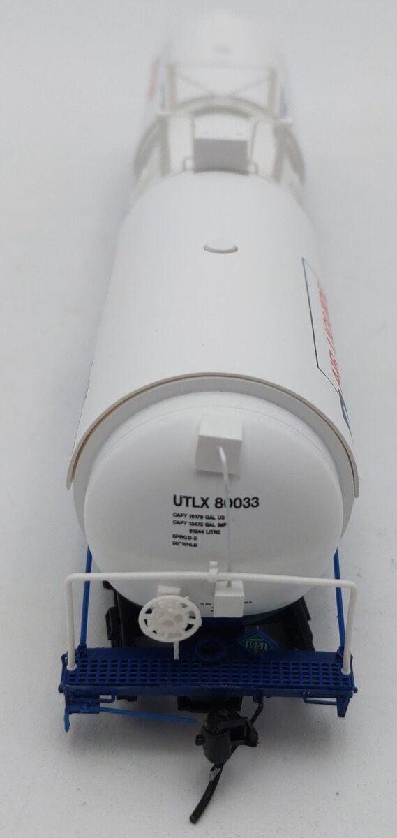 Broadway Limited 6311 HO Air Liquide Cryogenic Tank Car #80033 VG/Box