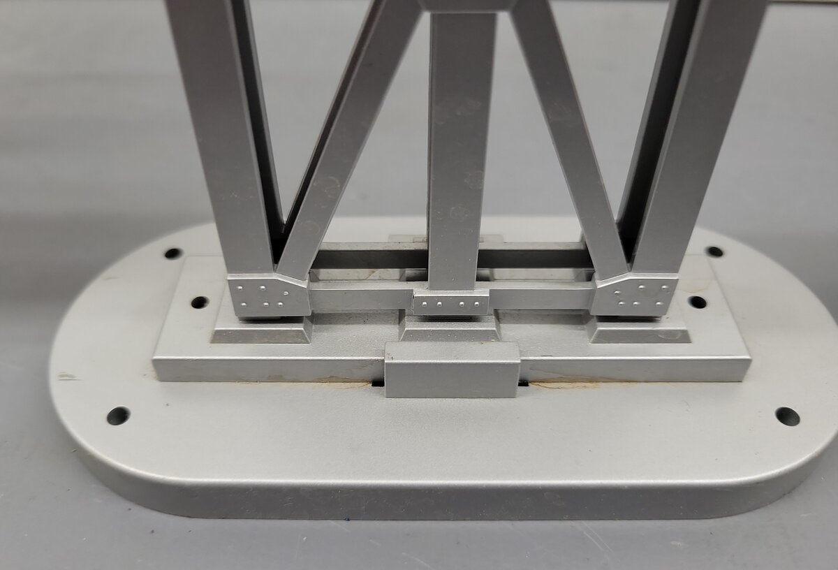 MTH 40-1047 O Silver Elevated Subway Trestle Set EX