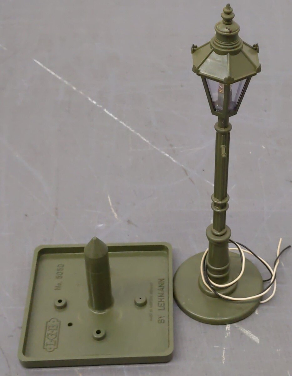 LGB 5050 G Scale Nostalgic Street Lantern Post 14 - 18 Volt EX/Box