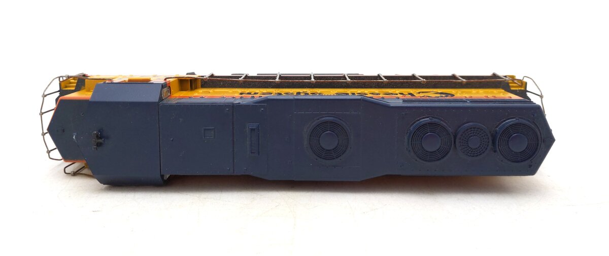 Athearn 4208 HO Scale Chessie System GP35 Powered Diesel Locomotive #3547 VG/Box