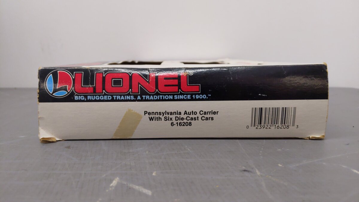Lionel 6-16208 O Gauge Pennsylvania Railroad Auto Car with 6 Diecast Vehicles EX/Box
