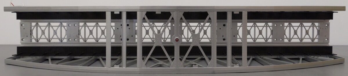 MTH 40-1101 30" Long Silver Steel Arch Bridge EX/Box