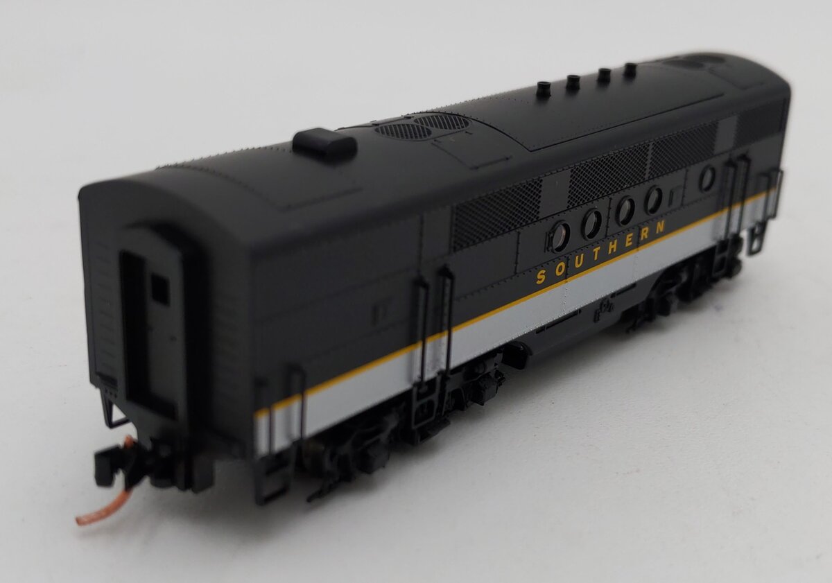 Micro-Trains 98702111 N Scale Southern EMD FT B Unit Locomotive EX/Box