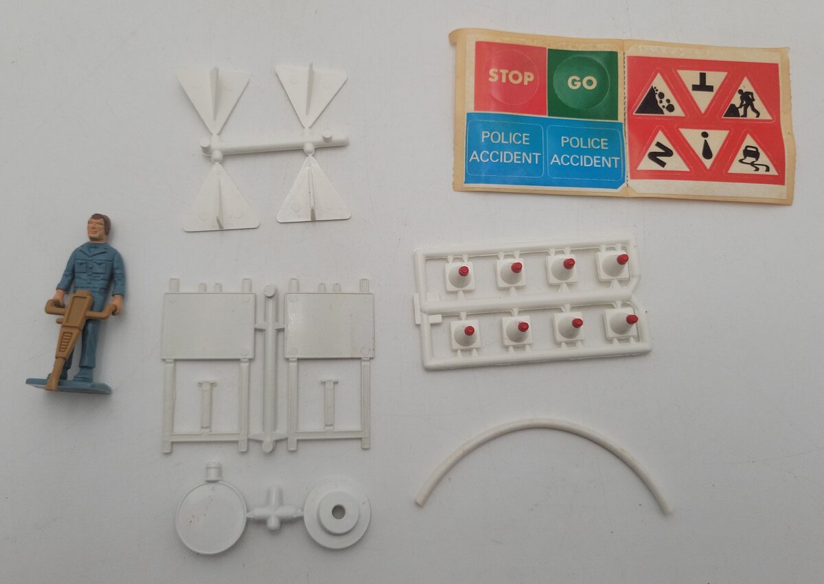 Matchbox K-30 Super Kings Unimog and Compressor Set EX/Box