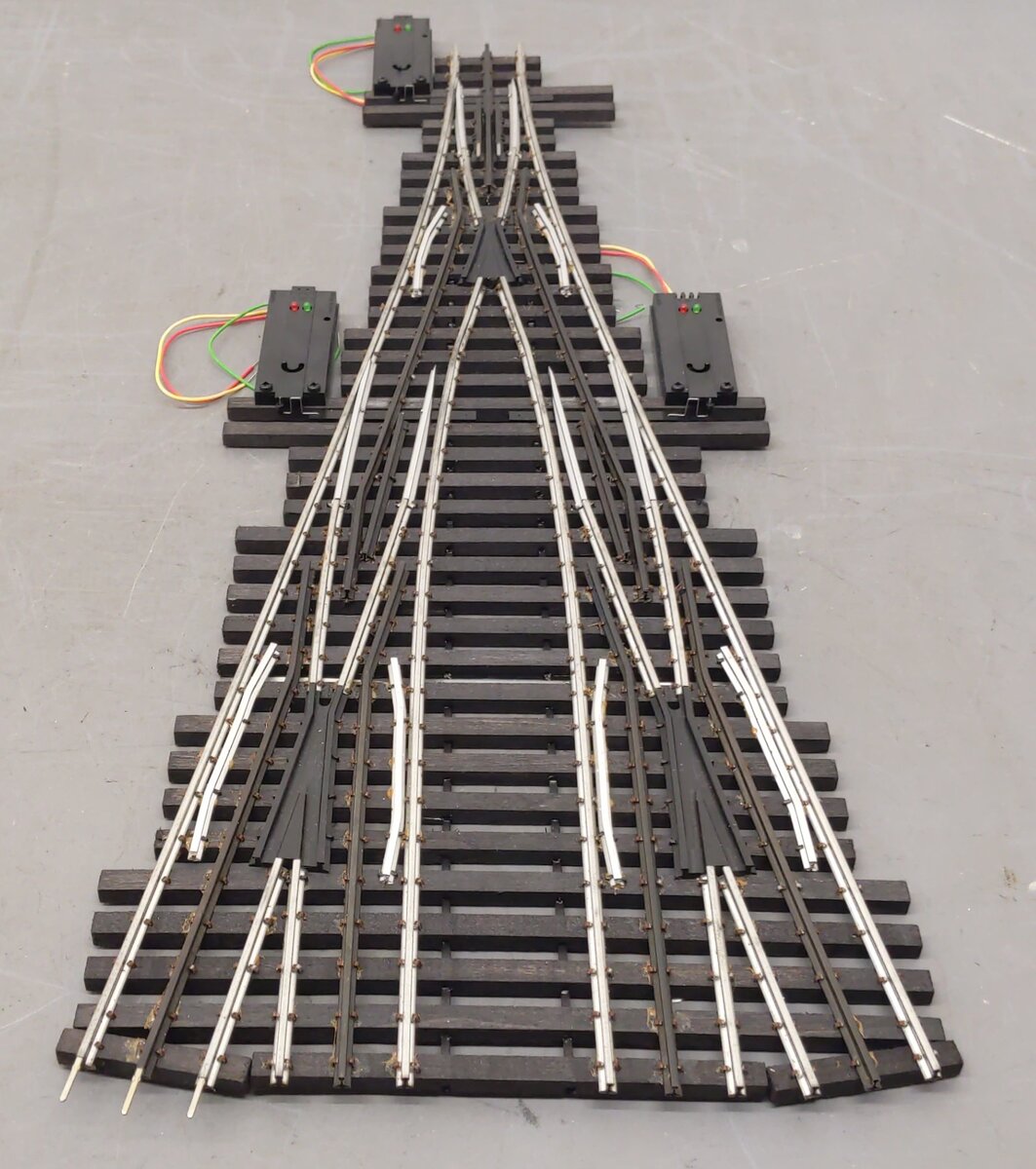 Ross 170M25 O Gauge Four Way Switch Turnout with Dz1000 VG