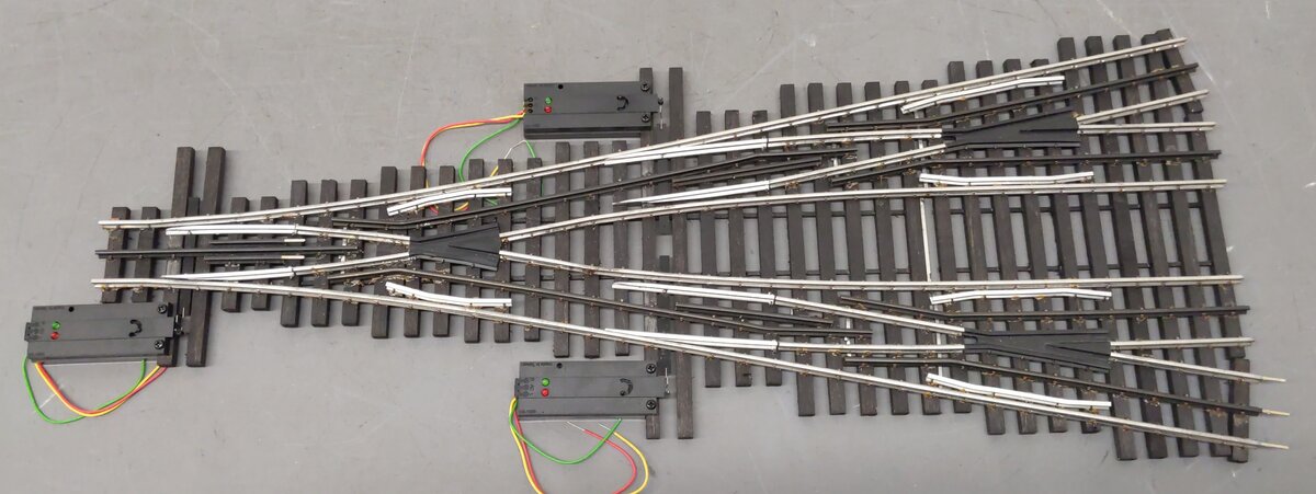 Ross 170M25 O Gauge Four Way Switch Turnout with Dz1000 VG