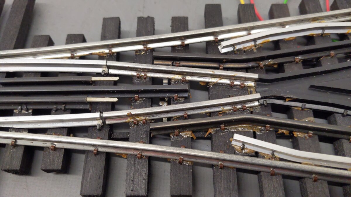 Ross 170M25 O Gauge Four Way Switch Turnout with Dz1000 VG