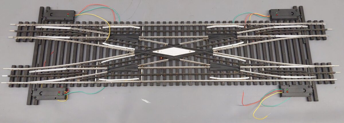 Ross 175 O Gauge Double-Slip Remote Switch Turnout with DZ-1000s VG