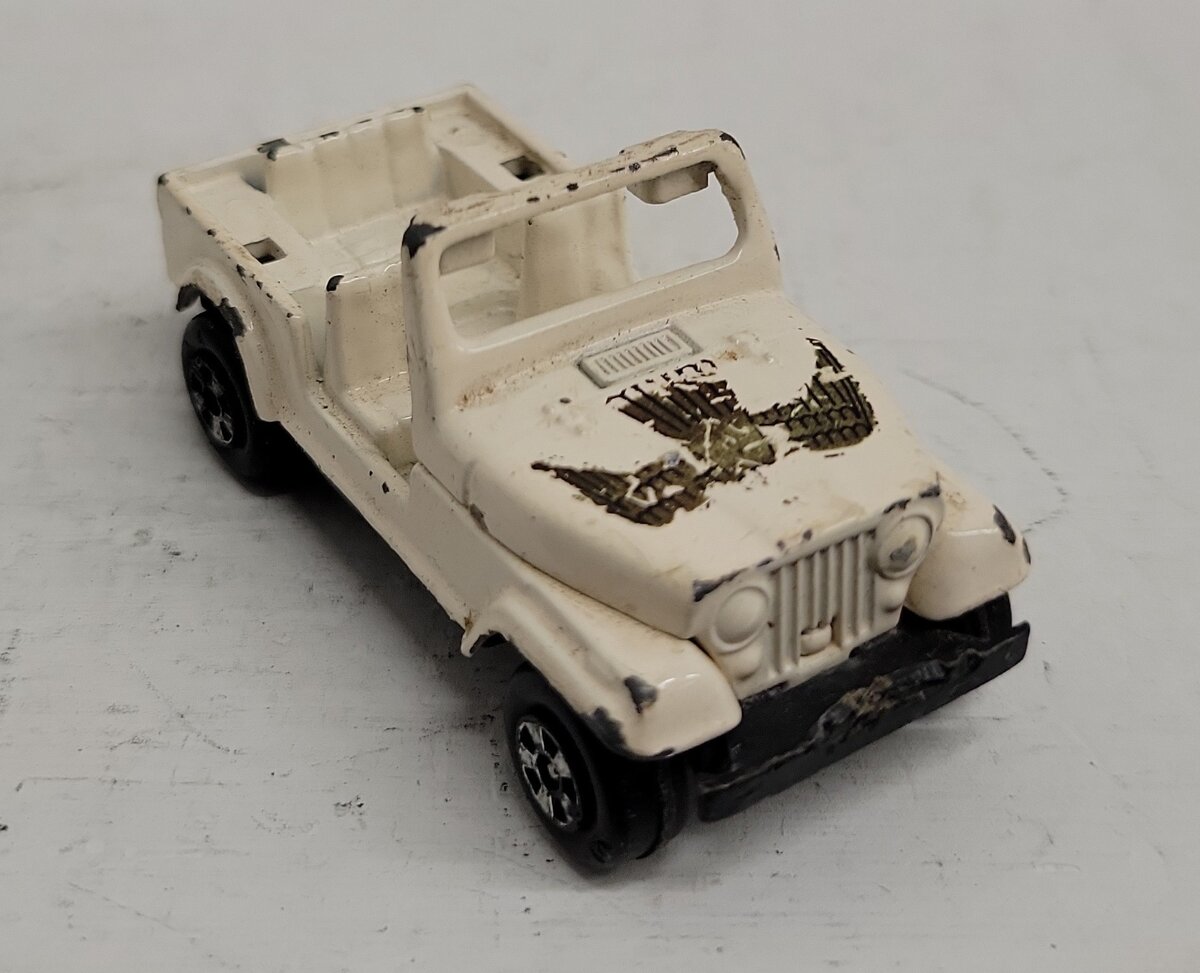 Matchbox, Hot Wheels & Other Diecast and Plastic Assorted Vehicles [20]