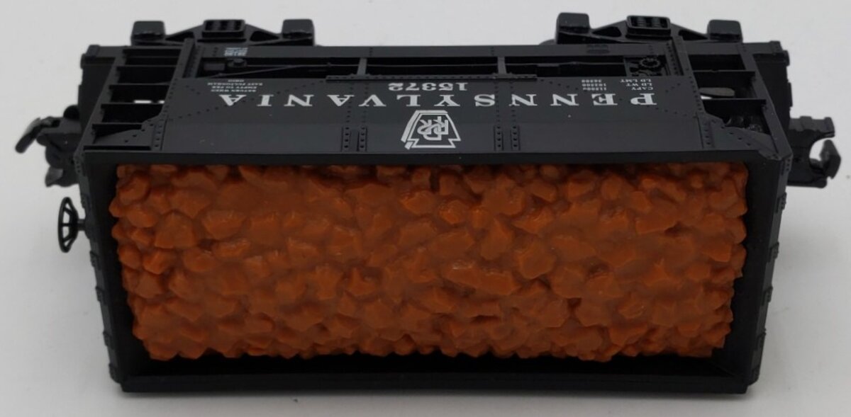 Lionel O Gauge Pennsylvania Railroad Hopper Car #15372 w/ Stone Load EX
